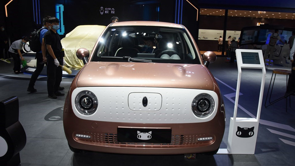 8万多就能搞定的电动车欧拉黑猫新车值不值