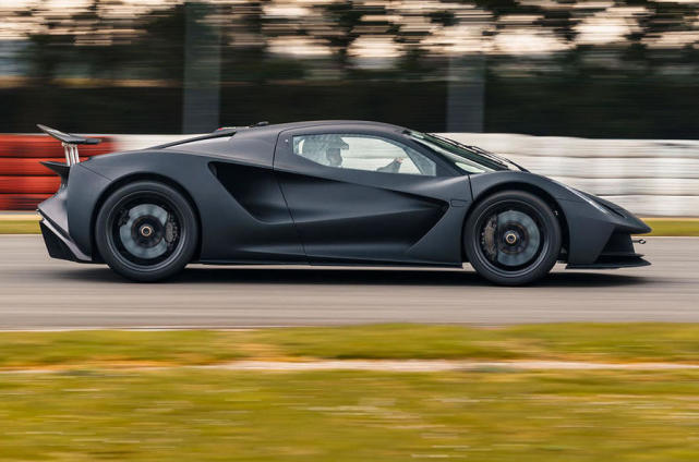 2021年莲花lotusevija跑车2000匹马力的电动巨兽