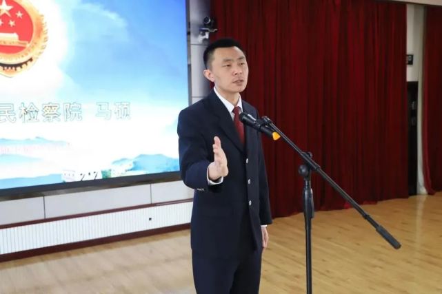 百年党旗下的最可爱的人—灯塔市人民检察院马硕