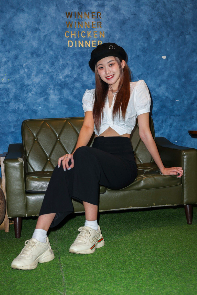 童星出身的纪欣伶拥有修长美腿高挑身材当年在偶像剧《就想赖着你》