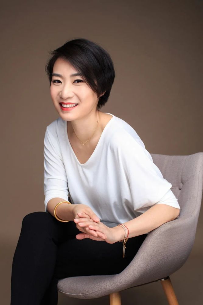 顾洁慧这位热播剧背后的太仓人我们就一起来认识