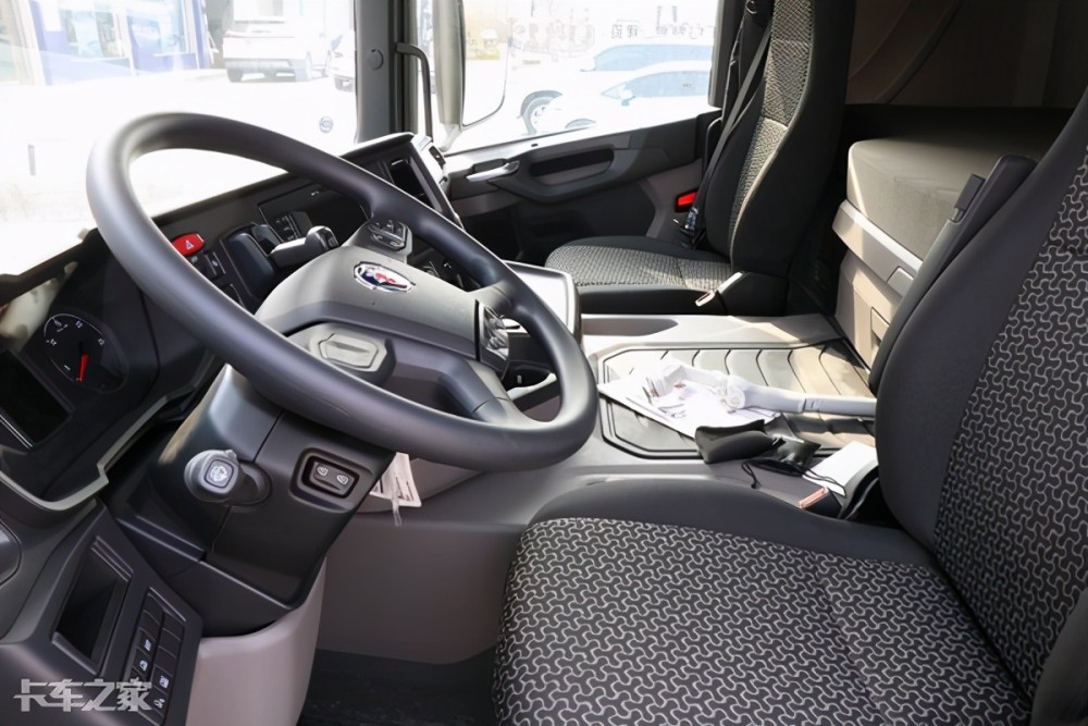 干线物流运输霸主实拍80万出头的斯堪尼亚g500牵引车