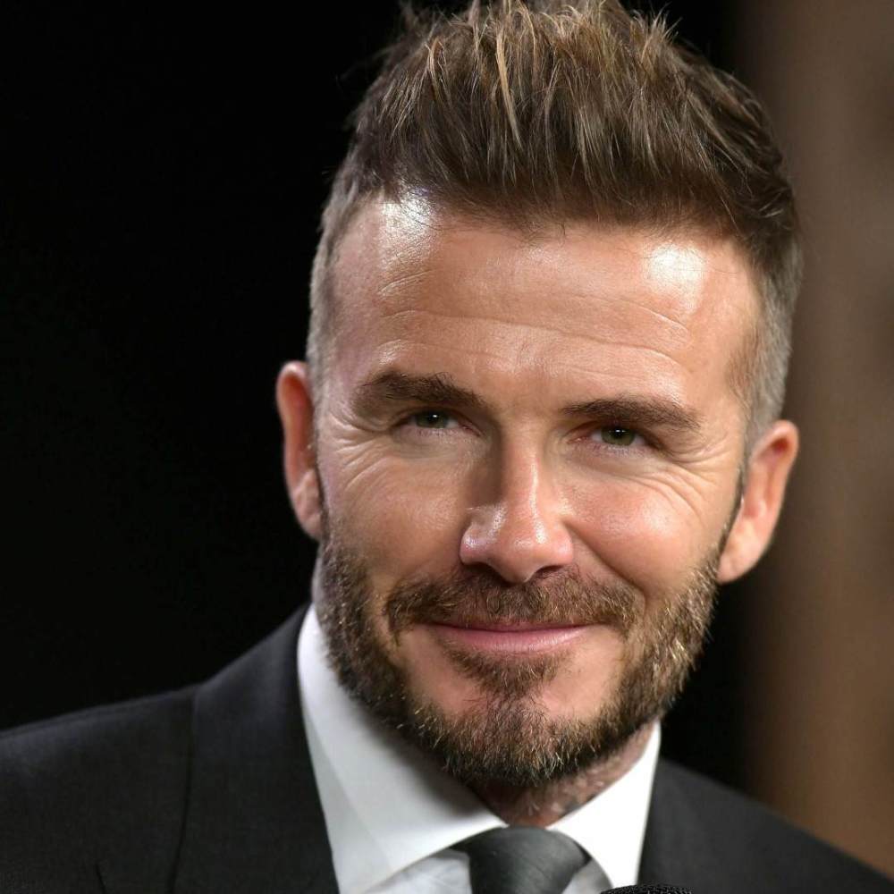 小巫见大巫,全球万人迷贝克汉姆日进斗金,赚钱能力不敌内娱明星_腾讯