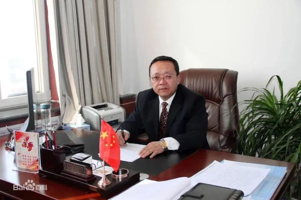青海省两名高官贪污受贿案进行公开审理!