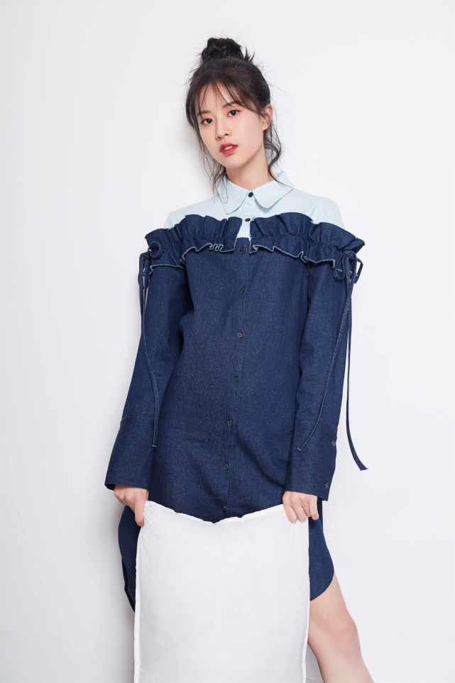 徐沁出演他在逆光中告白吃瓜达人傻白甜气氛担当