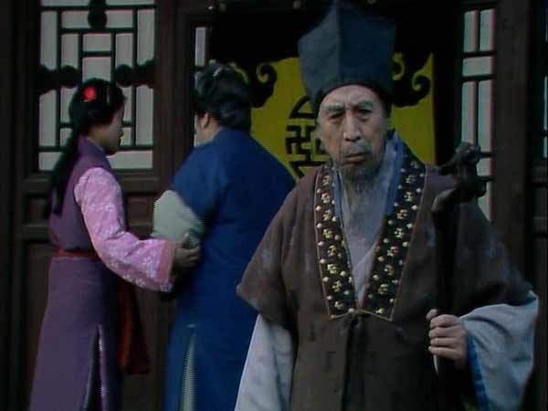 贾代儒是不是宁荣二公的儿子为什么他家境比宁荣二府差那么多