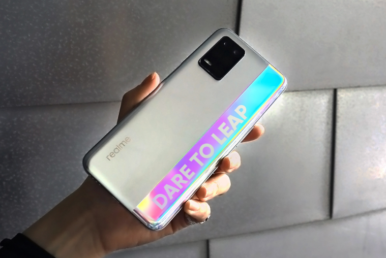 而realme q3则采用了红米redmi note9 pro同款的高通750g,但价格做到