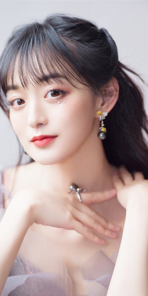 何泓姗收获皆满心欢喜超甜的小仙女