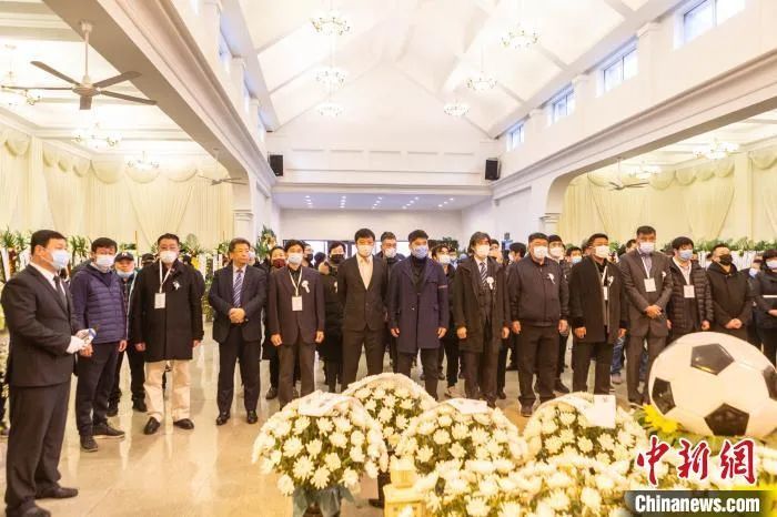 张恩华曾参加恩师迟尚斌的追悼会.