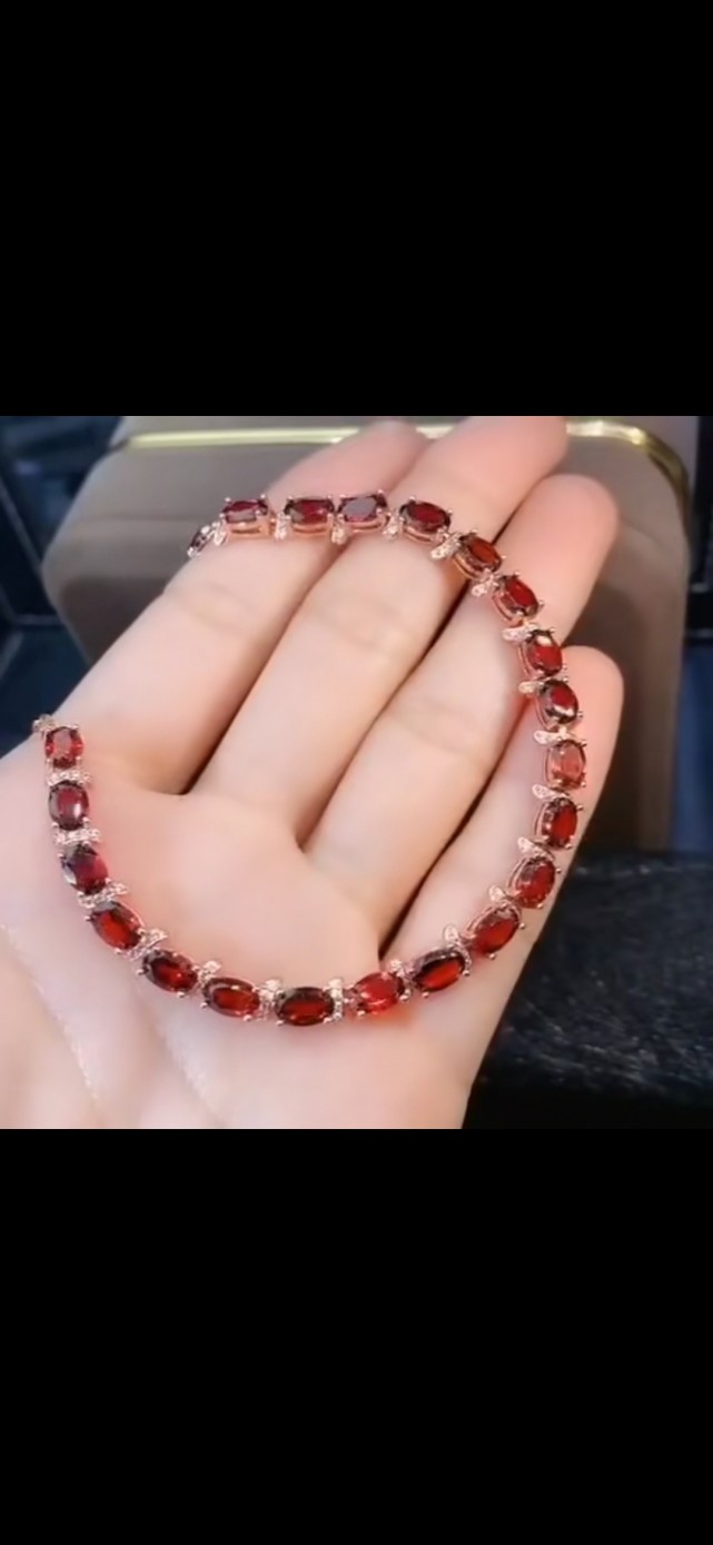 天然石榴石手链尺寸64mm天然莫桑比克石榴石石榴石称为女人石