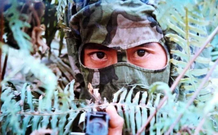 1988年黑豹三号出境突击行动中弹失联的谢小波是何结局