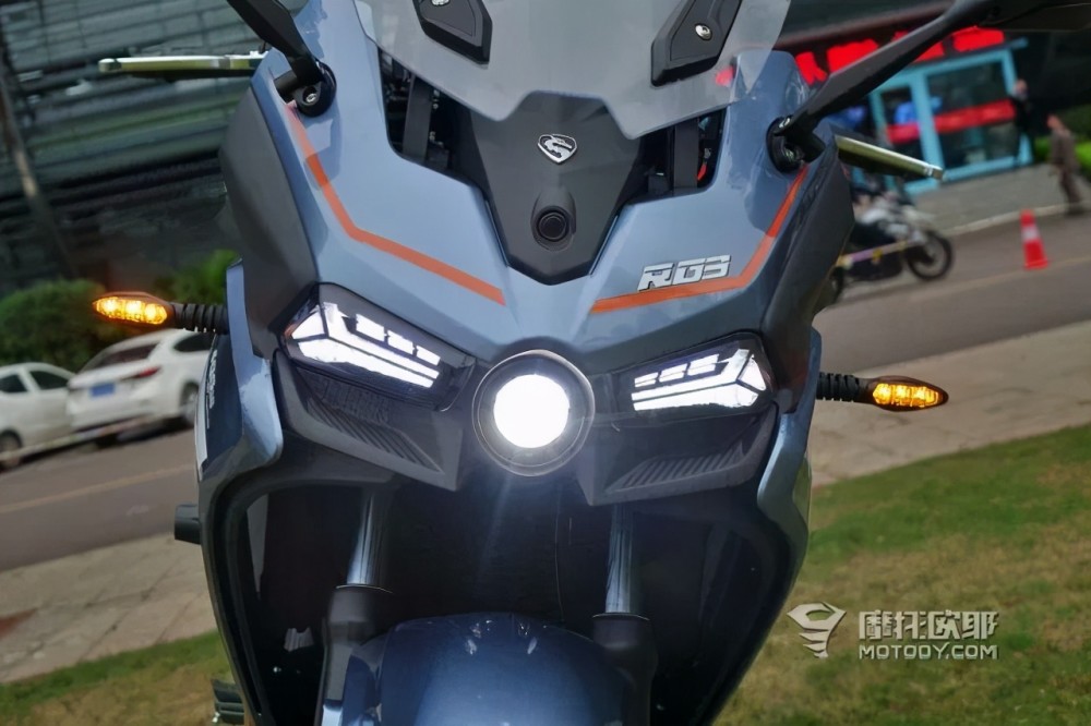 赛科龙rg3对阵春风400gt运动旅行车怎么选