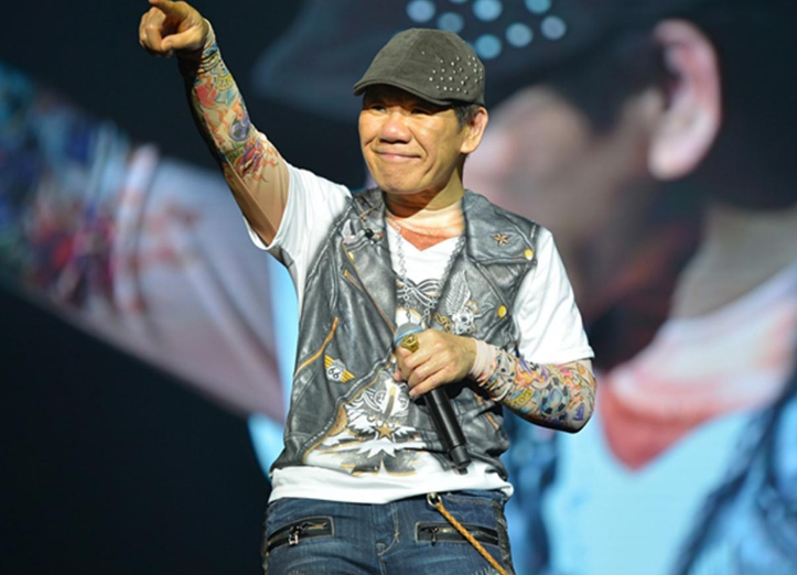 赵传称,即使他与李秉蓁已经离婚了,但是这么多年两人仍旧保持了友好的