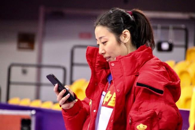 女排教学赛暴露问题姚迪让球队差点输球替补二传恐将换人