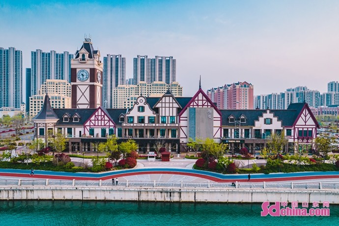 开启星光岛酒吧街欢动青岛电影之旅