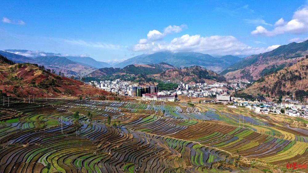 层层叠叠美不胜收四川甘洛县梯田景观迎来最美观赏季