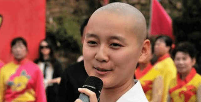 河南女学霸因佛祖托梦,执意出家为尼,已年近32岁仍不想还俗|释正孝同