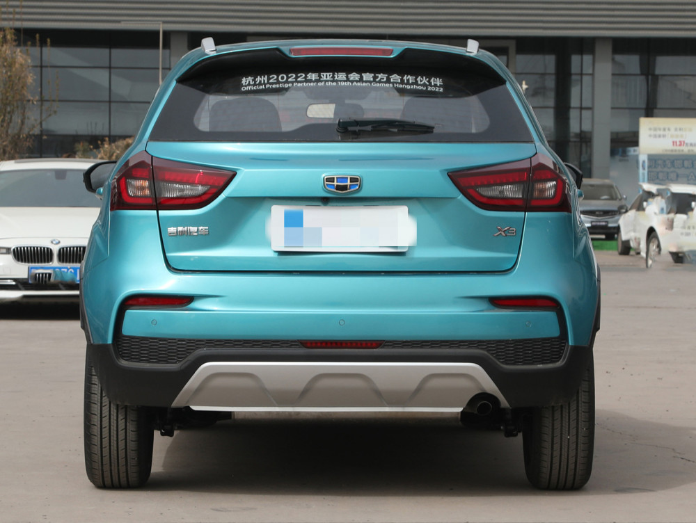 喜提吉利远景x3裸车价格为689万元值不值