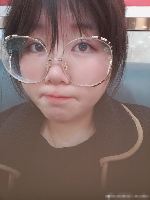 来了来了她来了dota2国服第一女大腿夏夏迎新东家首秀