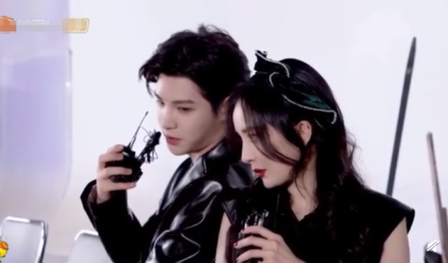 杨幂,邓伦,黄明昊再度合作!海报一出就让人激动,邓伦的呼声最高