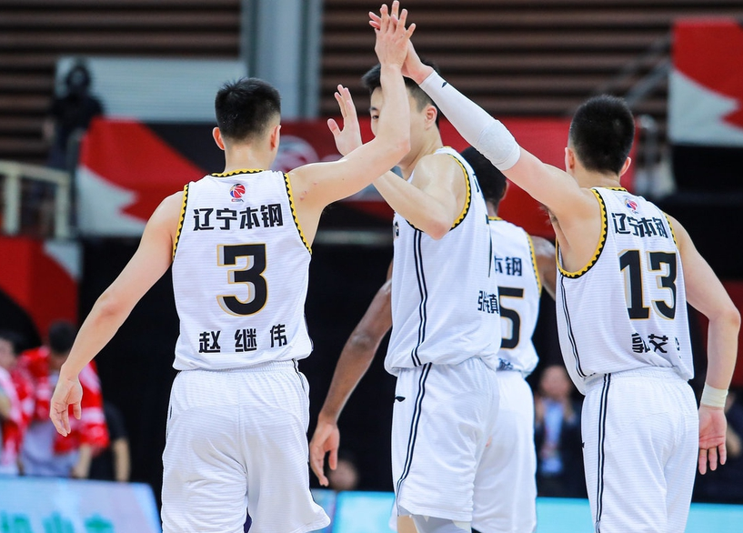 fmvp花落谁家张镇麟一骑绝尘有望创历史规则对郭艾伦太不友好