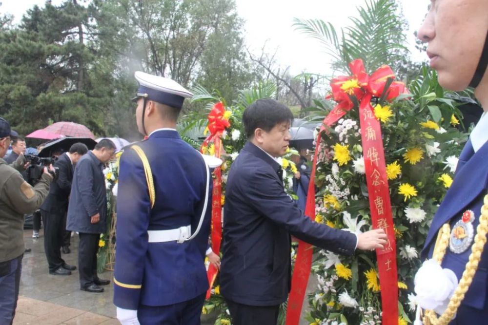 曹群烈士"回家"了!宣化父老夹道迎接英雄魂归故里!_腾讯新闻