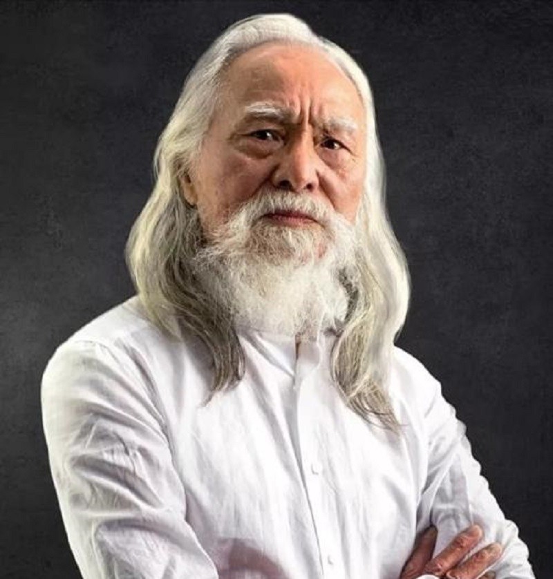 王德顺49岁辞去铁饭碗每天健身2小时79岁成为名模