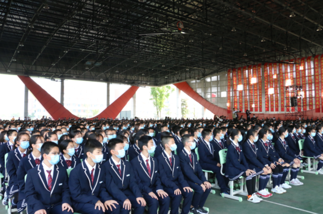 乐山东辰外国语学校高中部来了今年9月即将开学