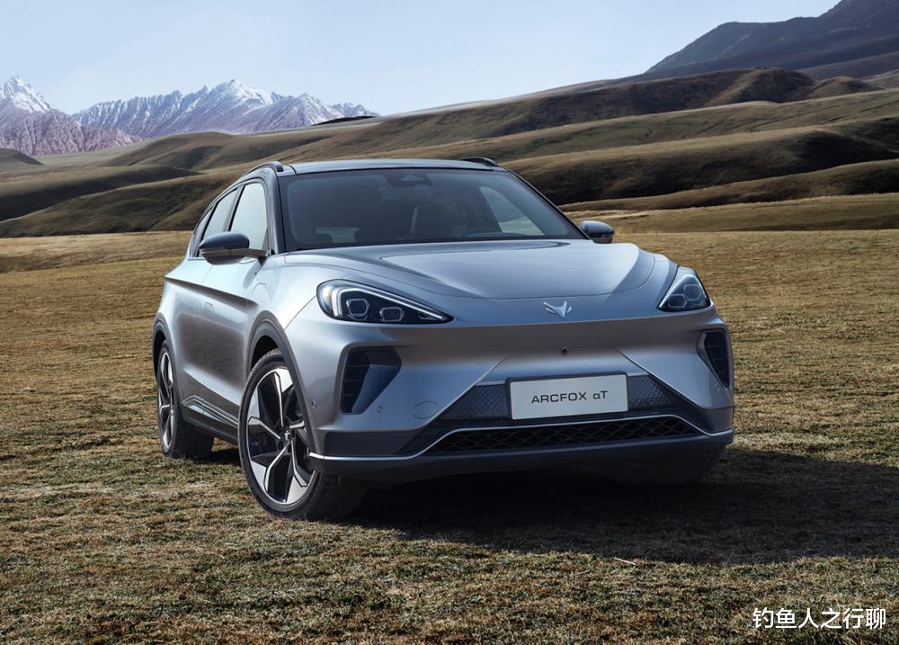 华为汽车亮相仅3天订单过万内饰堪比奔驰或99万起