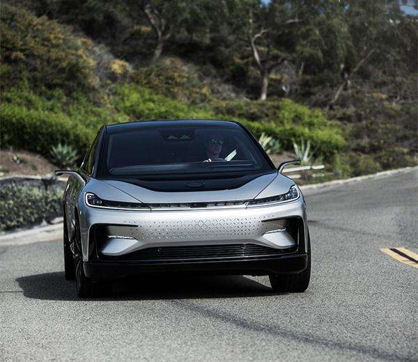 乐视ff91现身街头磨砂质感超卡宴