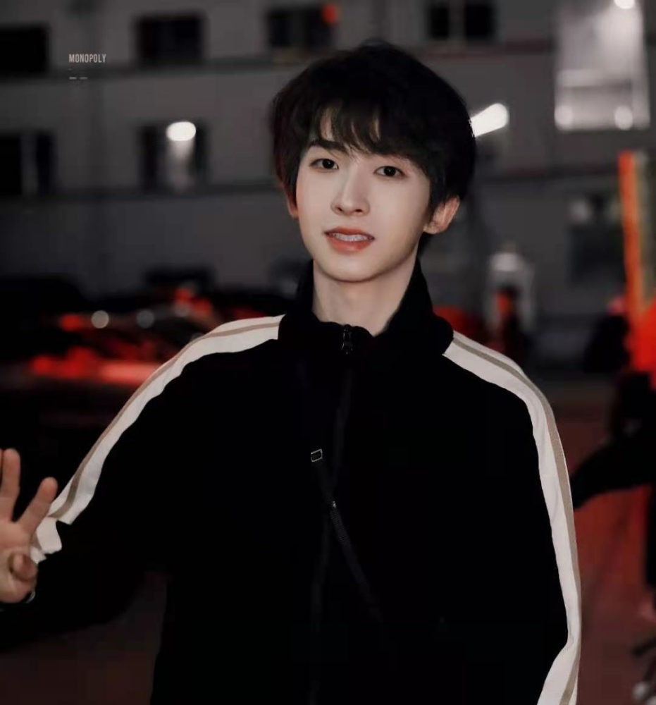 刘宇学历造假本人及公司澄清从未入读中国传媒大学