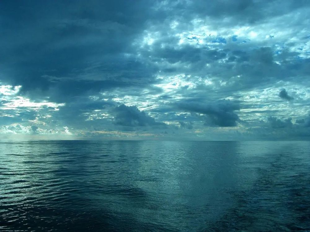 凤凰传奇版《海底》,拥抱你,拉你上岸.