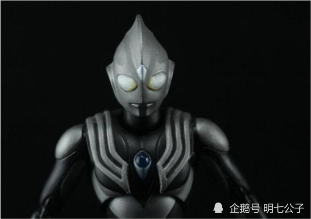 这次复活的奥特曼不只有特利迦 更多远古巨人也会苏醒 腾讯新闻