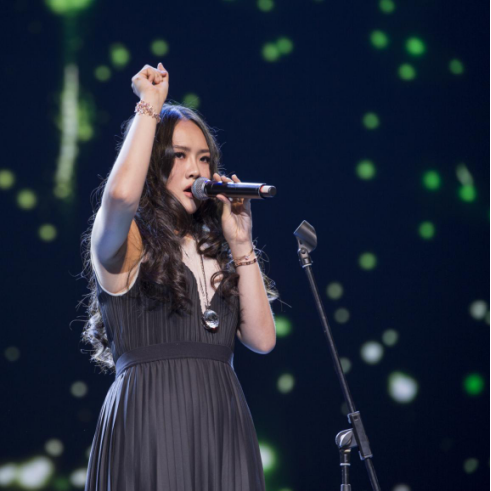 公共文化服务与管理专业毕业生郑虹参加第五届福建省艺术节获一等奖