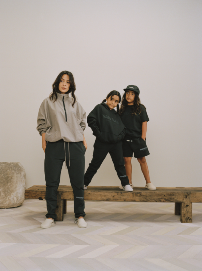 fog校服新设计又要起飞变爆款essentials新品公布主理人亲自带货