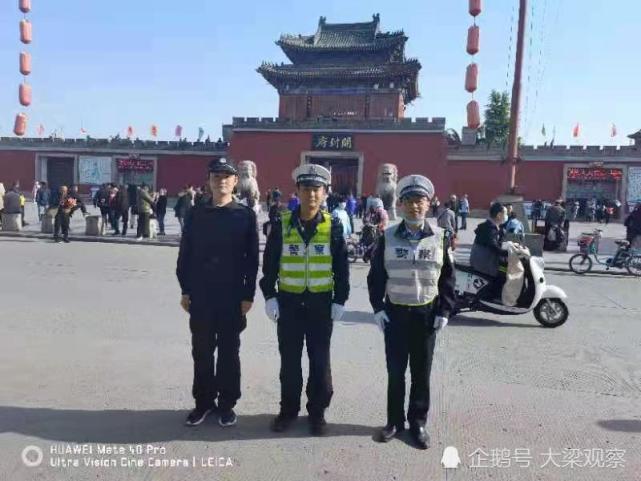 开封市交警二大队全员上岗确保五一假期辖区交通有序畅通