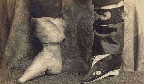 为何古代缠足能持续这么多年这两大原因使得女子屈服