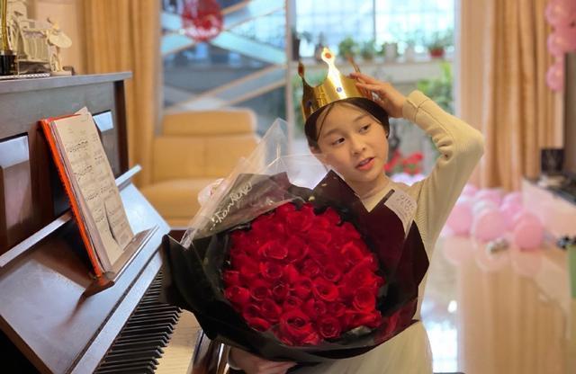 小舍得米桃爸爸卖水果一天挣300我吃不起796元的儿童餐