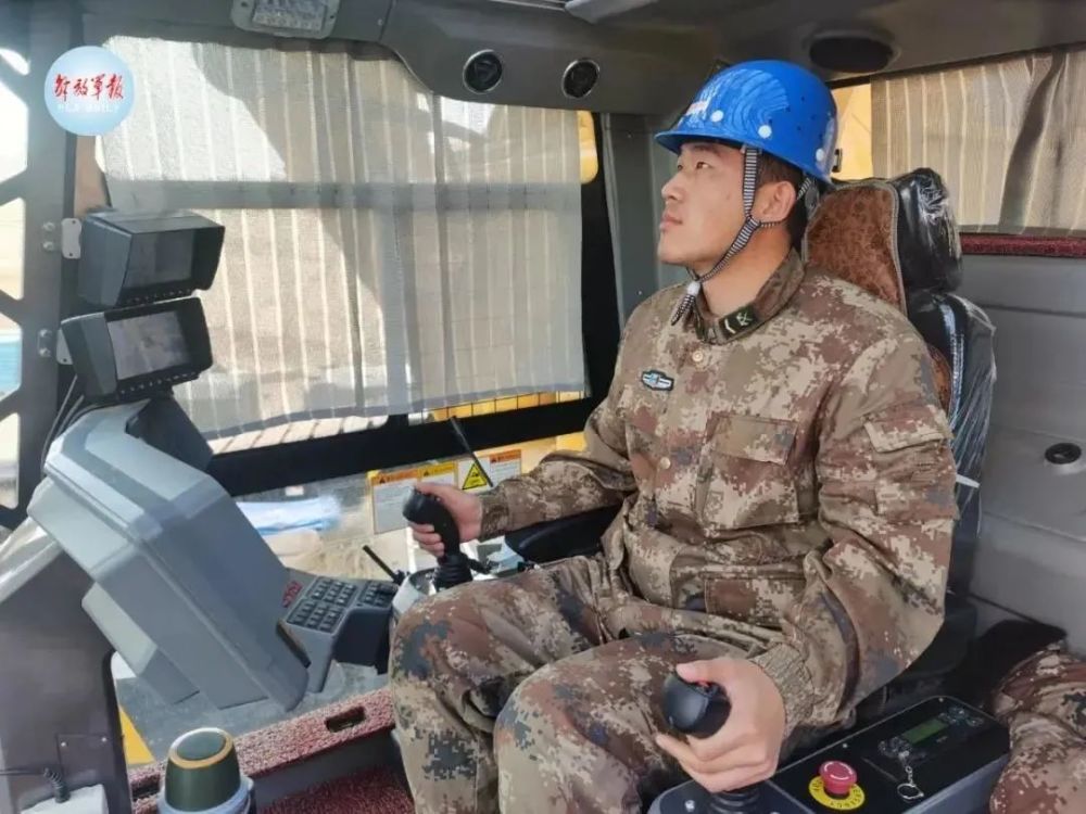 感谢守护致敬依旧坚守岗位的中国军人