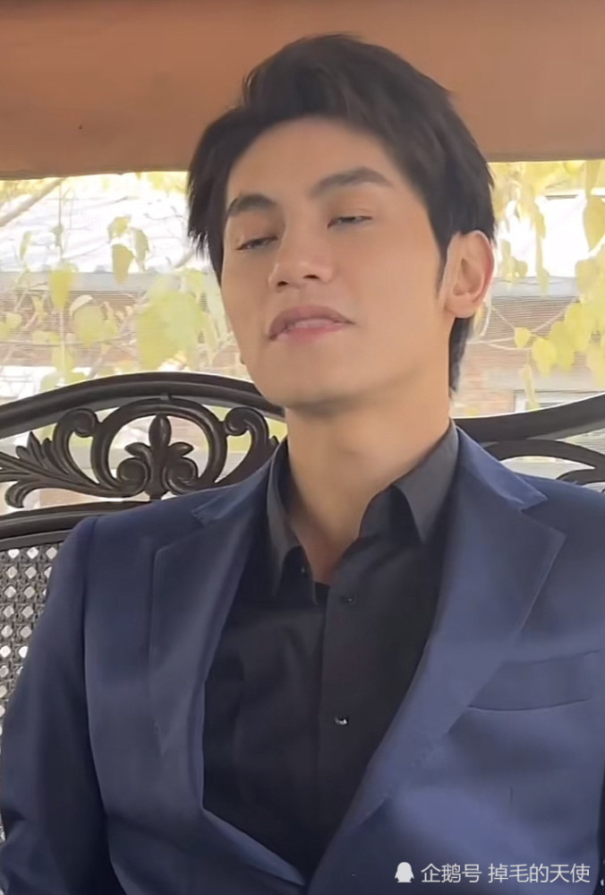 网红甘子七控诉陈坤曾海选侍神令被淘汰网友看起来比陈坤还大