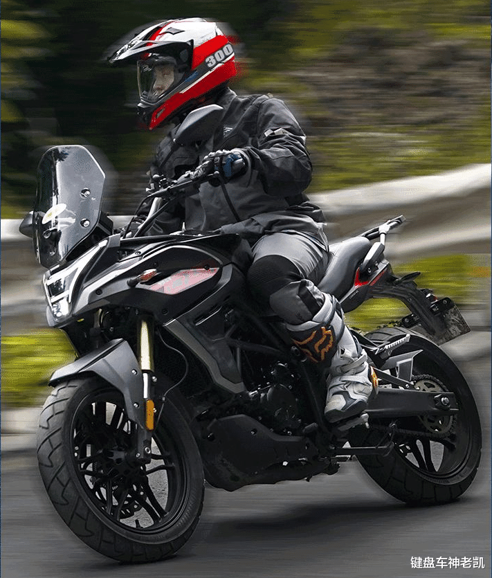 隆鑫300ds将进行首次升级滑动离合降低座高售价还是208w