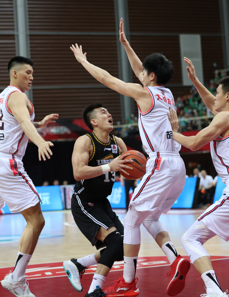 体育篮球cba总决赛第三场广东东莞大益对阵辽宁本钢3