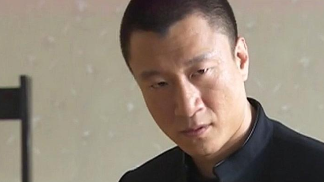 刘华强的弟弟刘华文被砍伤,就是因为封彪,而吴天是封彪的一个背后的