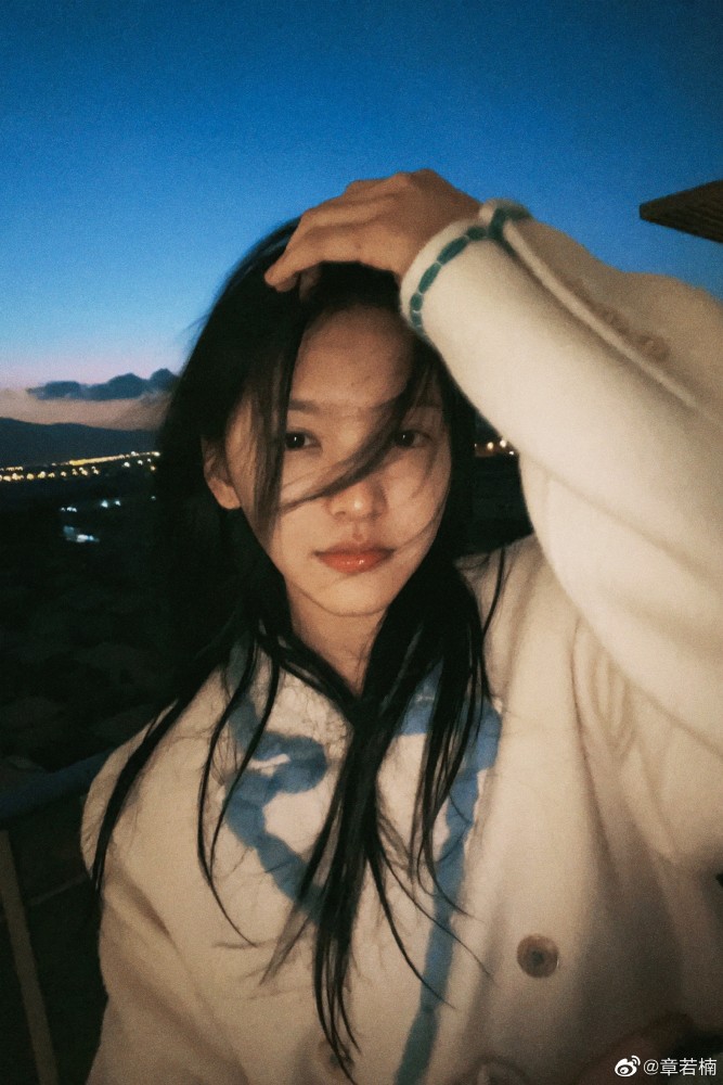 章若楠好文艺的女孩子呀