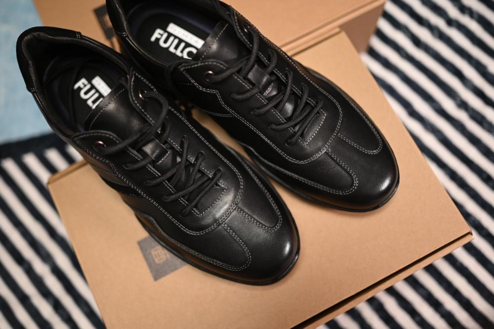 国产也有好鞋2双七面休闲皮鞋使用分享