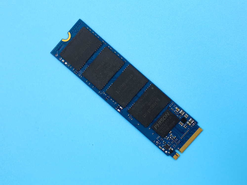 金士顿nv1 ssd采用的是单面颗粒布局