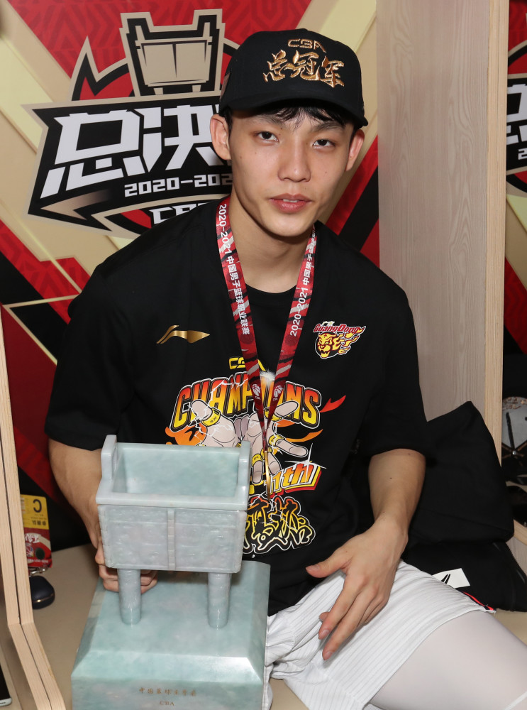 体育篮球cba总决赛广东东莞大益队夺冠2