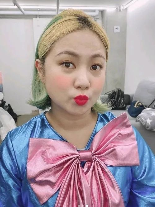 被爷爷奶奶破防朴娜莱不雅言行被告被调查我独自生活可怎么办