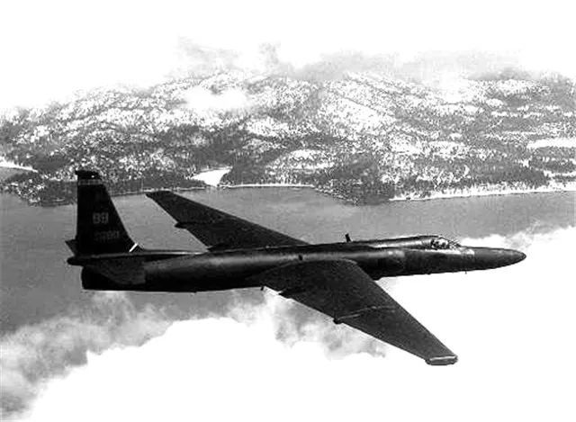 张立义:驾驶u-2到大陆侦查被俘,25年后回台湾与妻子"复婚"!