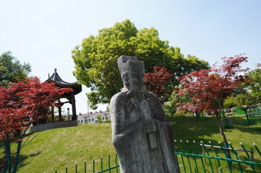 正德年间进士,官至右都御使,南京刑部尚书,后葬于铁心桥尹西村碑亭山